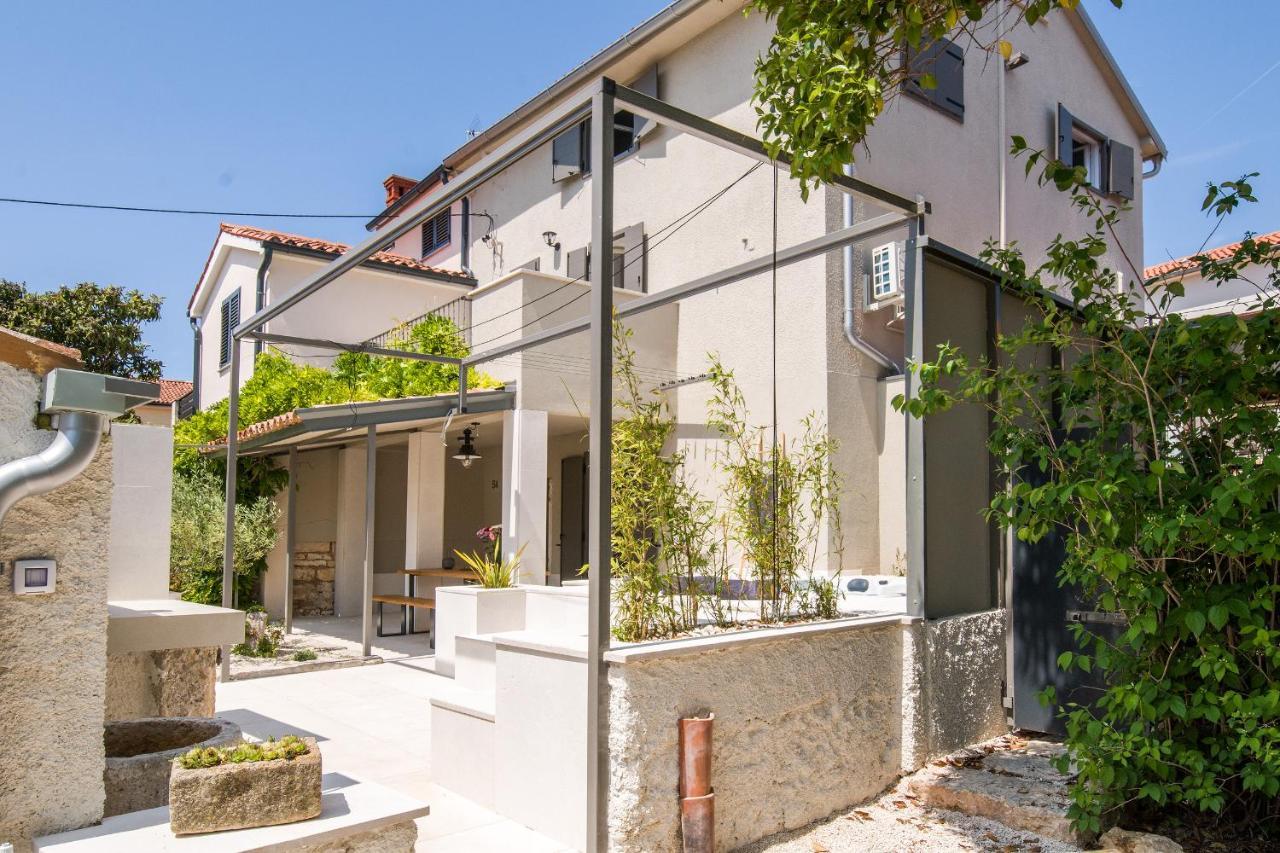 Casa Viko Villa Premantura Exteriör bild
